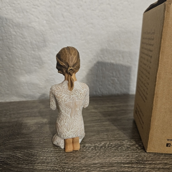 Willow Tree Prayer of Peace Figurine - Picture 3 of 3